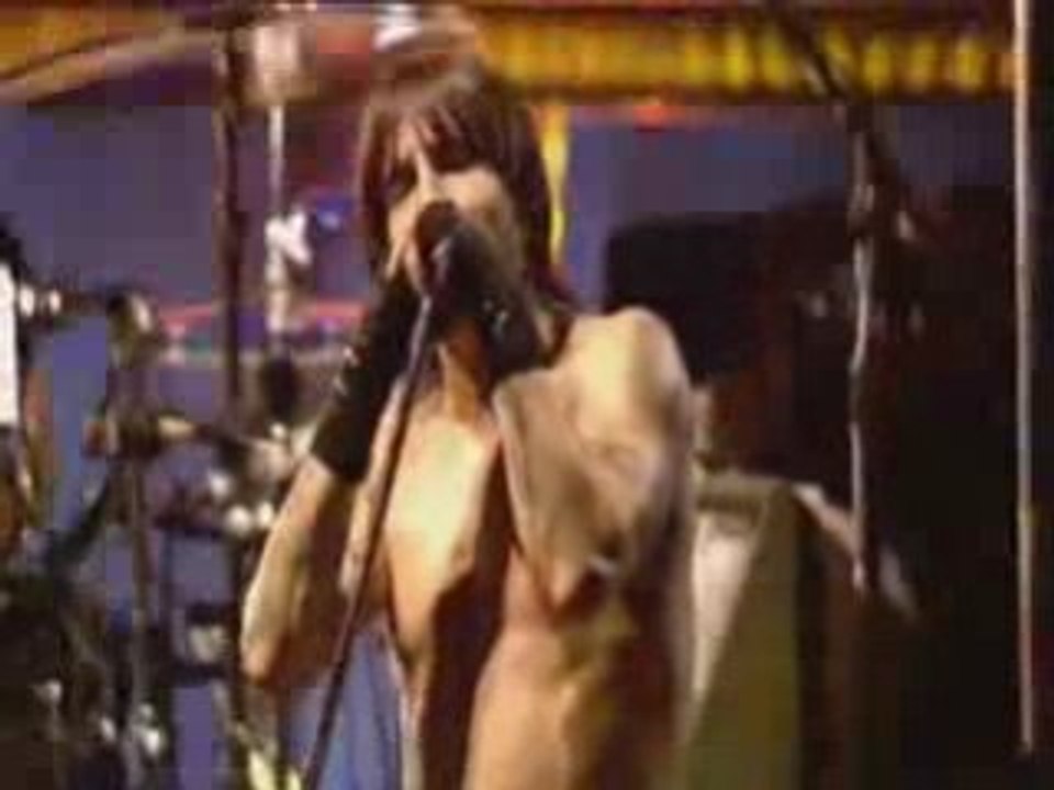 RHCP - Give it Away (live at Slane Castle)