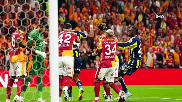 Trendyol Süper Lig: Galatasaray: 1 - Fenerbahçe: 0 (İlk yarı) | Ajansspor | IHA