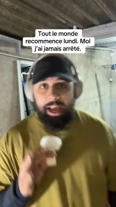 Lundi. Moi j’ai pas eu besoin de recommencer.