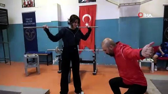 Azimle başladığı halterde 12 yaşında Türkiye şampiyonluğuna ulaştı | Ajansspor | IHA