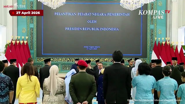 Presiden Prabowo-Gibran Salami Rocky Gerung usai Pelantikan KSP Dudung-Qodari di Istana