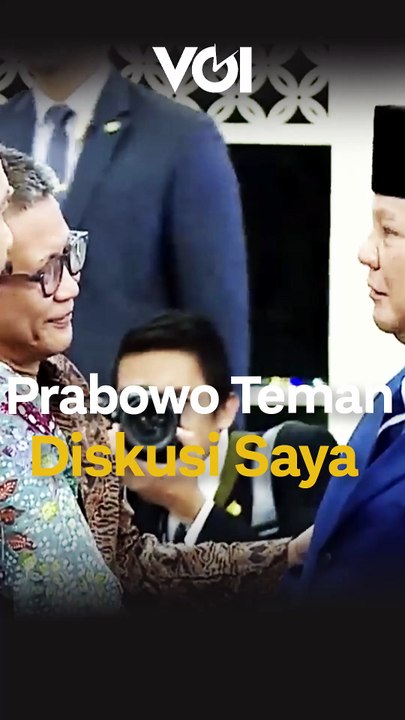 Salaman Dengan Prabowo-Gibran di Istana, Rocky Gerung Bilang Begini