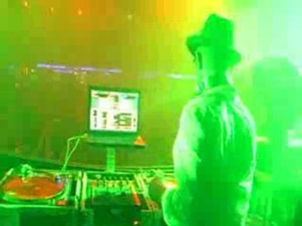 Franki Chan @ The Heist