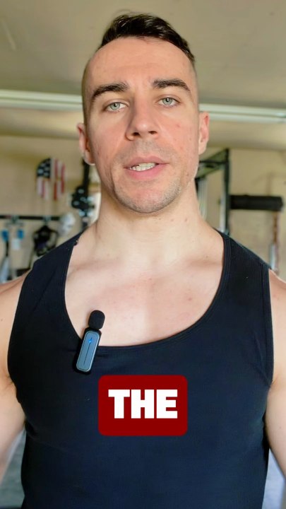 💪 Two Arm Bicep Curls 💪This curl is great for beginners, controlled bicep work, and learning how to create tension without needing a lot of equipment.👉 Hold one dumbbell with both hands👉 Keep your elbows close👉 Stand tall and brace your core