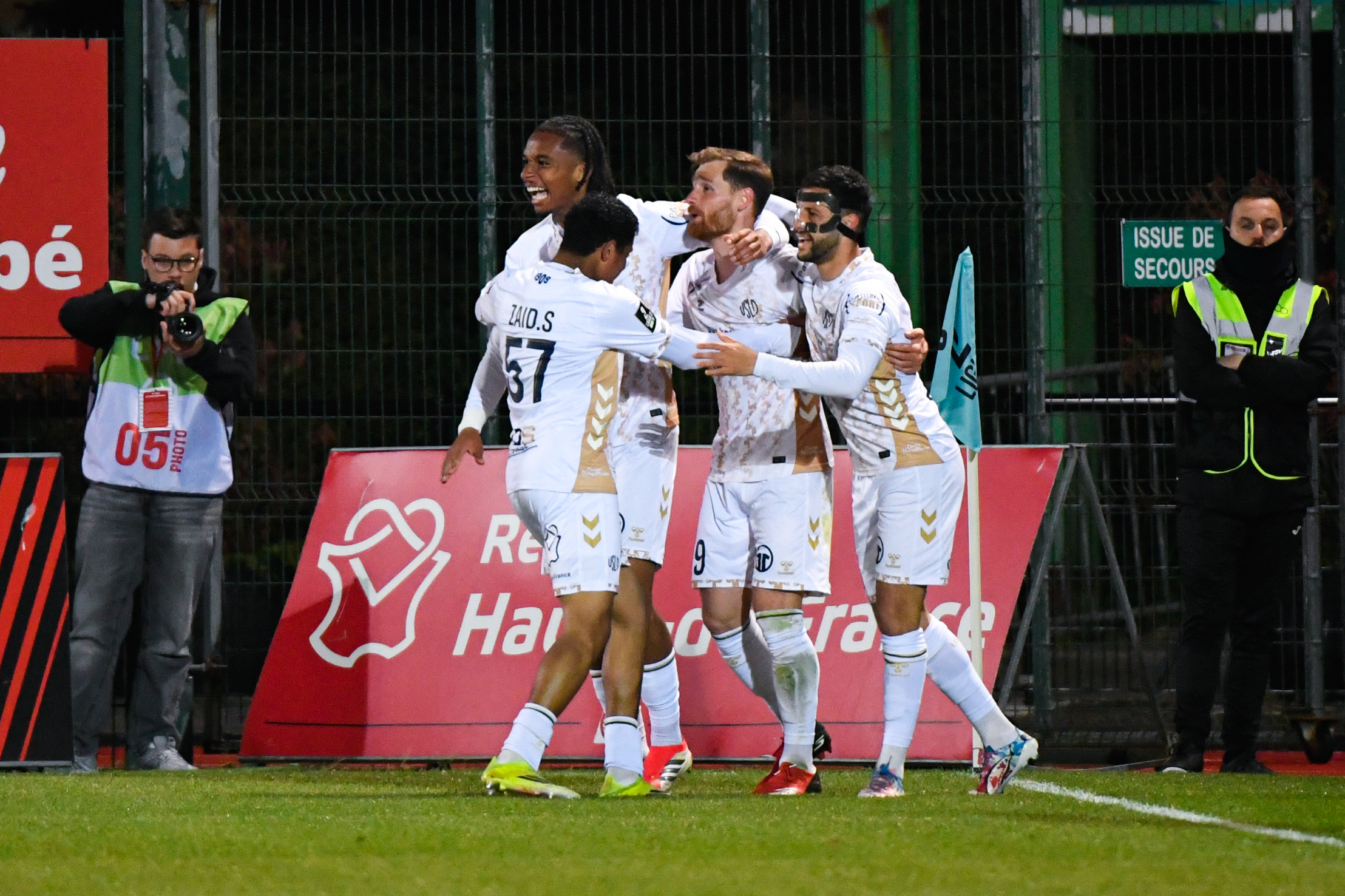 Ligue 2 : Dunkerque écrase Boulogne 6-2 et remporte l'Opalico !