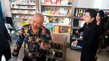 يوم خروجي من السجن، جاي تتحدّاني؟