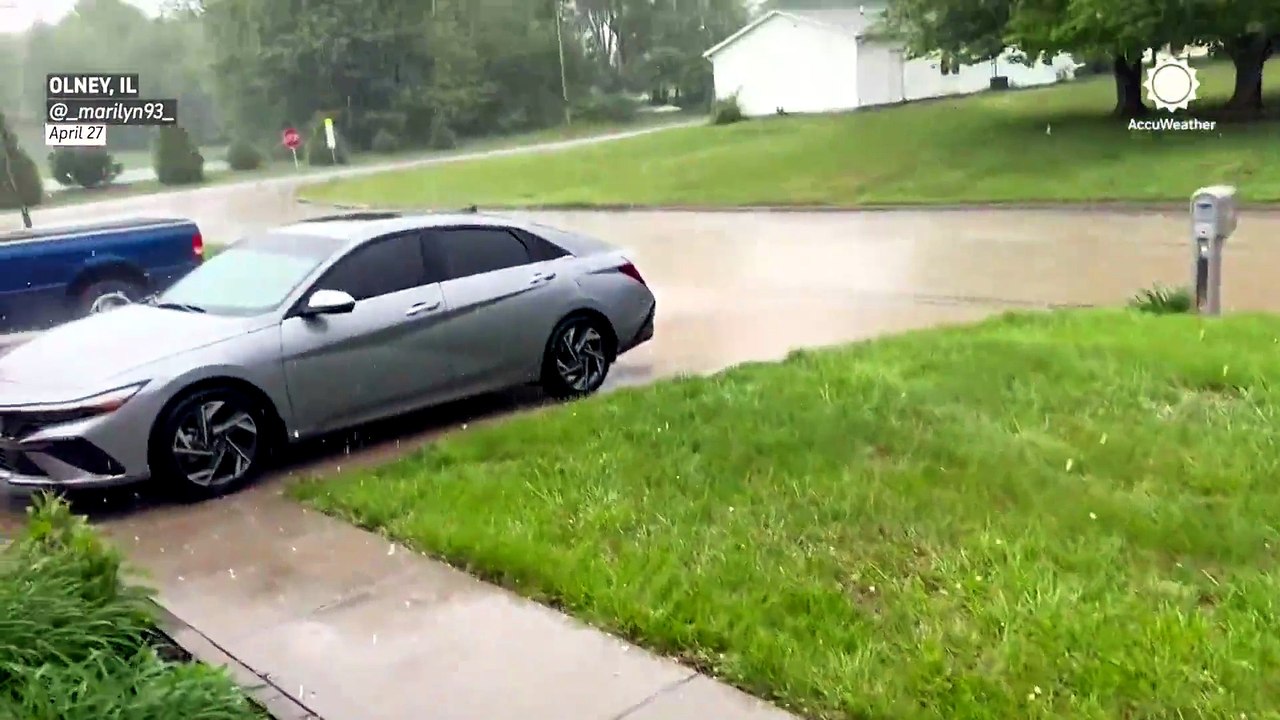 Hail pelts homes across the Midwest
