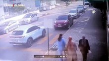 Hatay'da öğrencileri kapıda karşılayan polis memuru ödüllendirildi