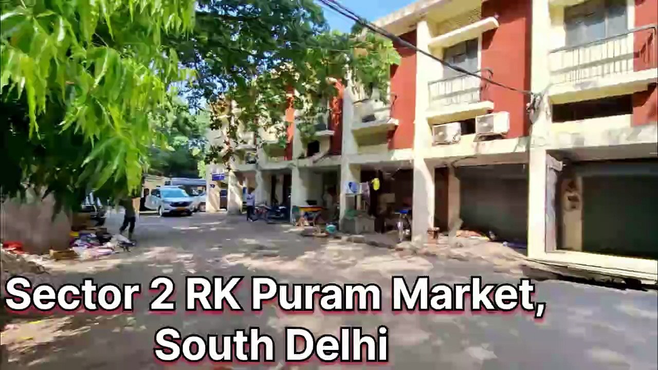 Exploring the Socialist Architecture of RK Puram Sector 2 Market 🏗️