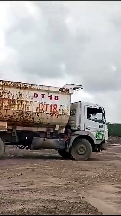 Heavy Duty Rescue : Truck Pulling Operation in Indonesia Mining Site