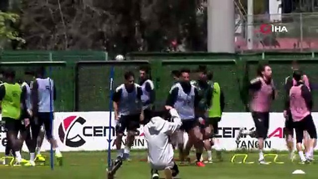 Serdar Dursun: Yurt içinden ve yurt dışından bazı kulüpler benimle iletişime geçiyor | Ajansspor | IHA