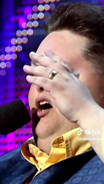 Ein stark übergewichtiger Sänger im britischen schweizerland