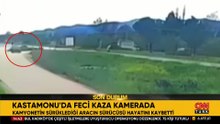 Kastamonu'da feci kaza kamerada: Otomobil ikiye bölündü