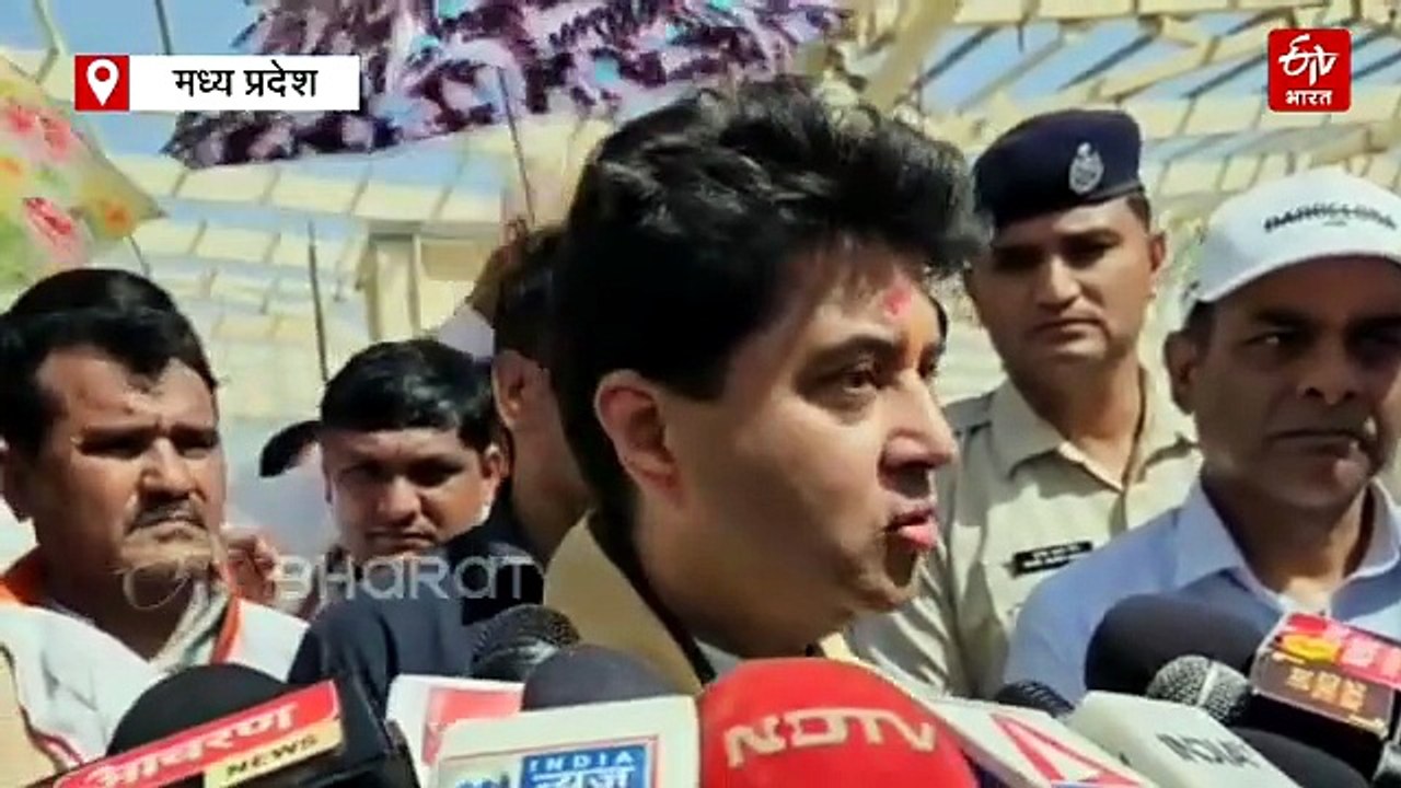 ग्वालियर में बन रहा 22वीं सदी का रेलवे स्टेशन, पत्थर पर नक्कासी के साथ कारीगर लिखेंगे अपना नाम