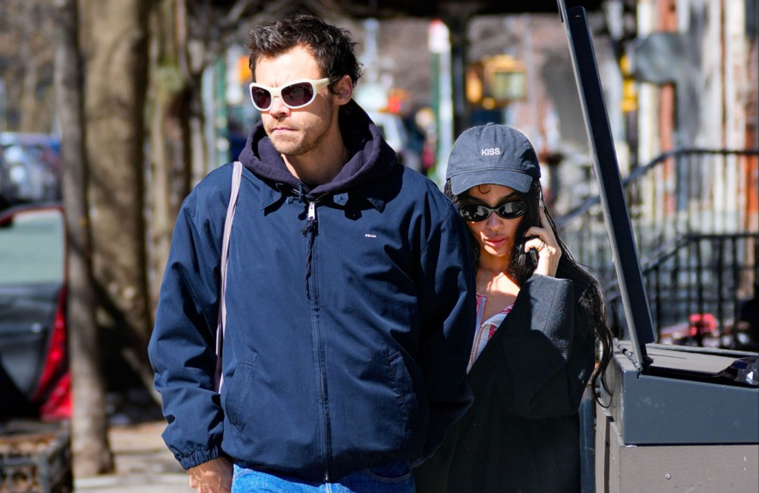 Zoë kravitz zeigt angeblich ihren '1-millionen-dollar-verlobungsring'