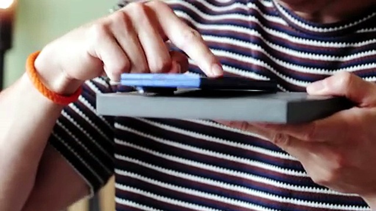 Samsung Galaxy Fold 7 Unboxing and Hands On - BLUE SHADOW