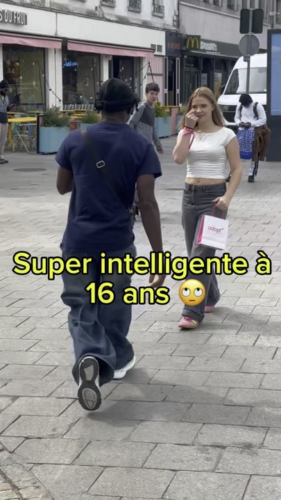 Super intelligente à 16 ans