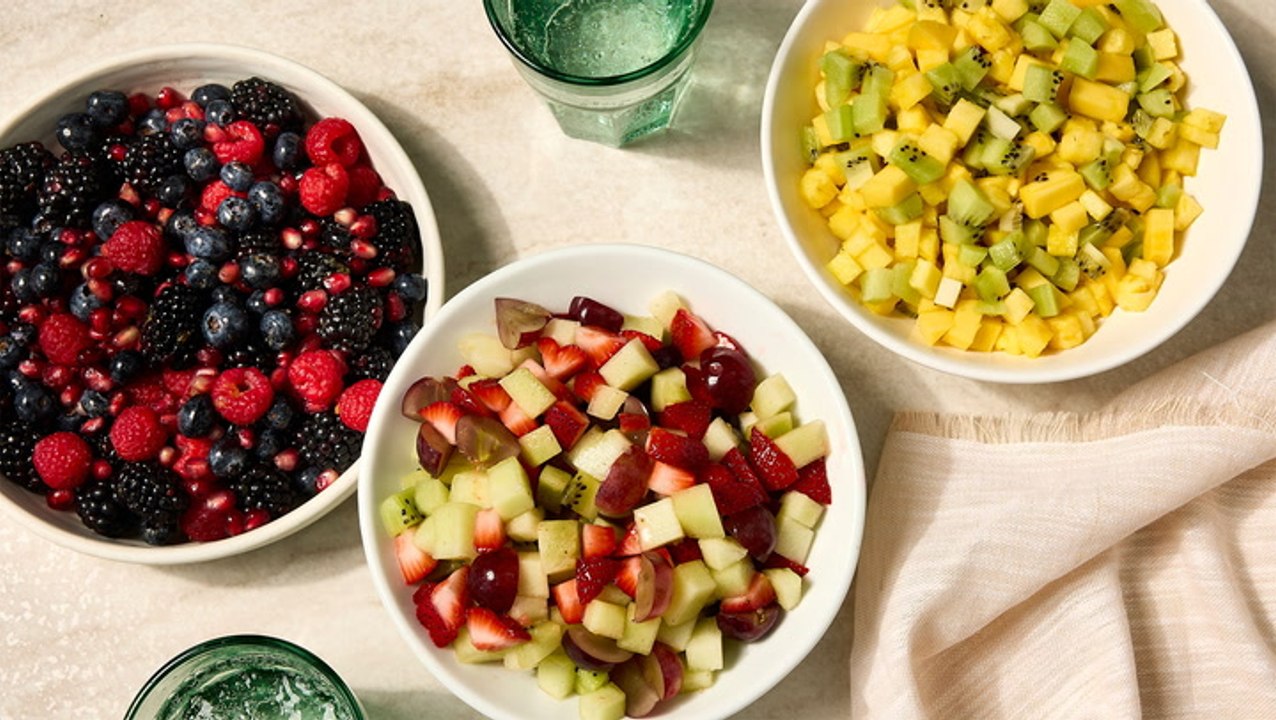 3 Easy Ways to Customize a Simple Fruit Salad