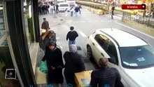 İstanbul Sultangazi'de yayaya motosikletin çarpması