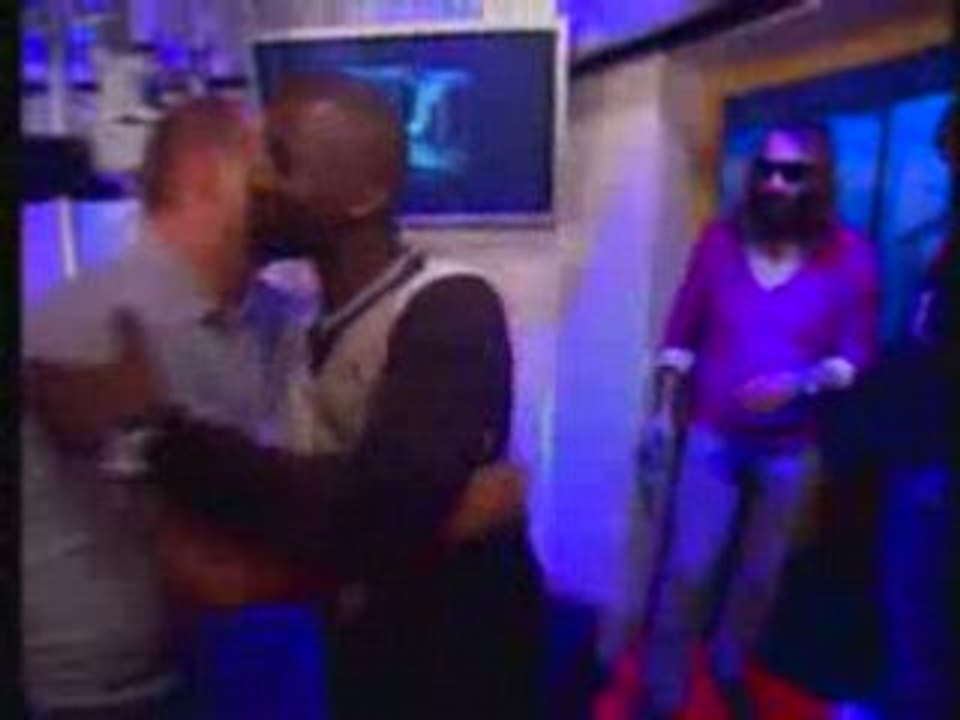 Passi et sebastien Tellier (itv) @ Cauetivi (06/06/08)