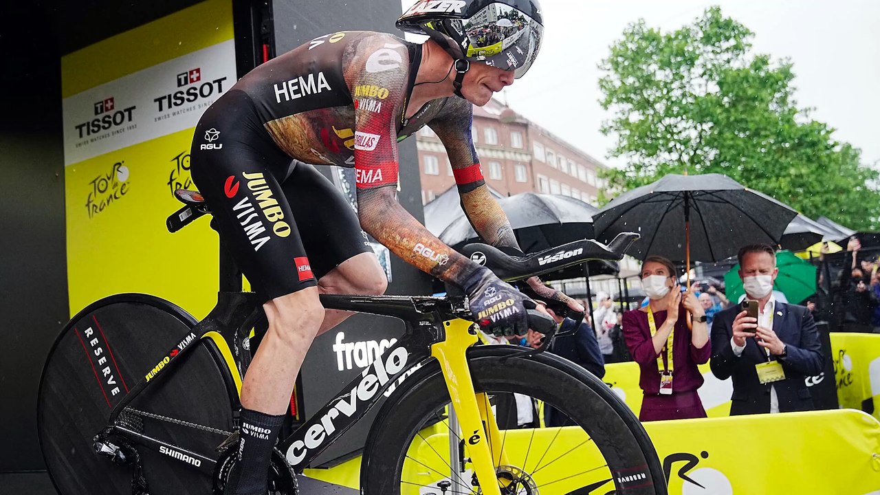 Tadej Pogacar ganó la sexta etapa y es nuevo líder del Tour de Francia