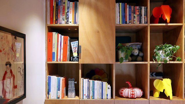 NEVER TOO SMALL: Movie Director’s Micro Loft Apartment, Philippines 24sqm/258sqft