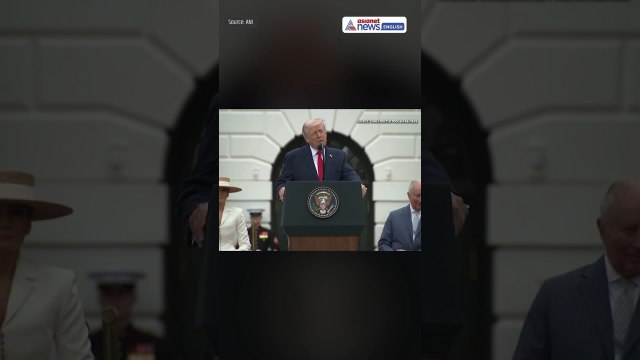 Trump Jokes About His Mom’s Crush on King Charles | Awkward Moment at White House