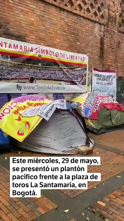 Toreros protestan en La Santamaría de Bogotá po...