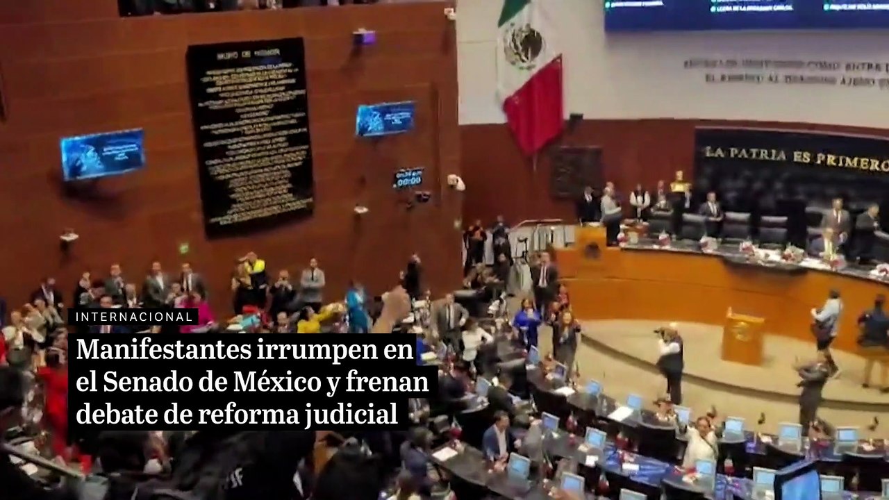 Manifestantes irrumpen en el Senado de México y frenan debate de reforma judicial