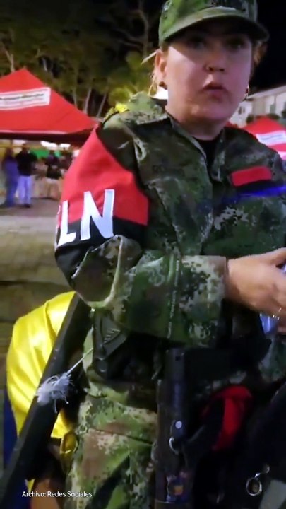Funcionaria Se Disfraza Del Eln