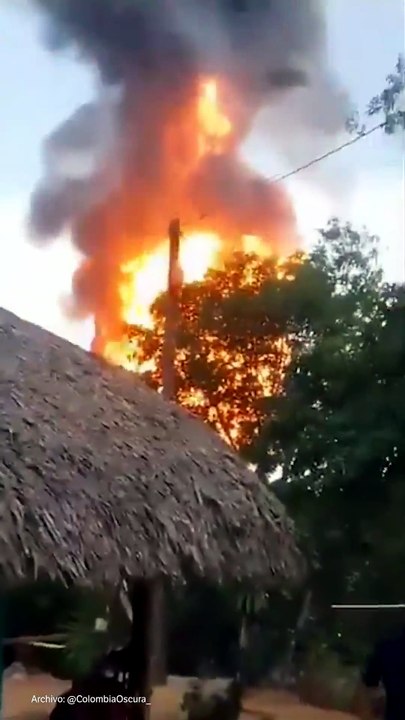 Así quedó registrado en videos la posible erupción del volcán San José Mulatos en Antioquia