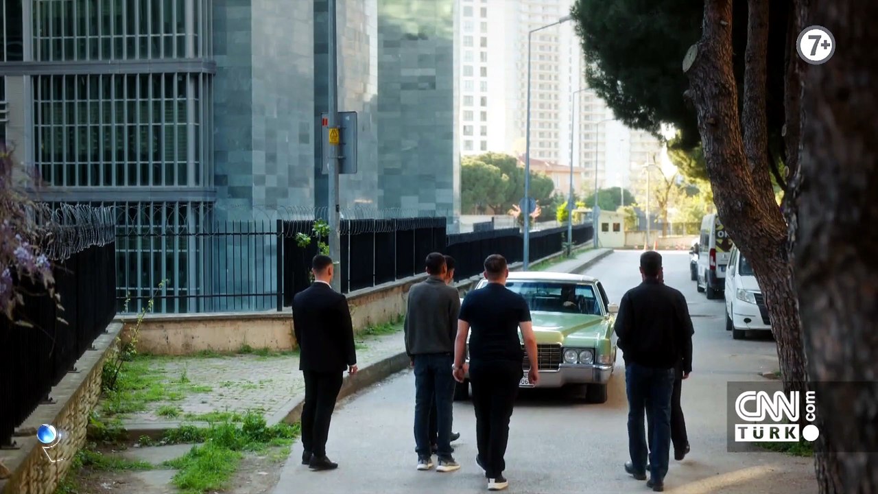Eşref Tek’ten Gençlere Öğüt: Silahları Bırakıp Kalem Tutacaksınız