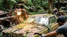 Abandoned Mafia Boss Cadillac Barn Find… Hidden for Years! 😱