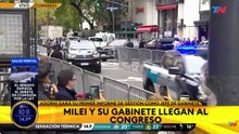 Milei llegó al Congreso para acompañar a Adorni