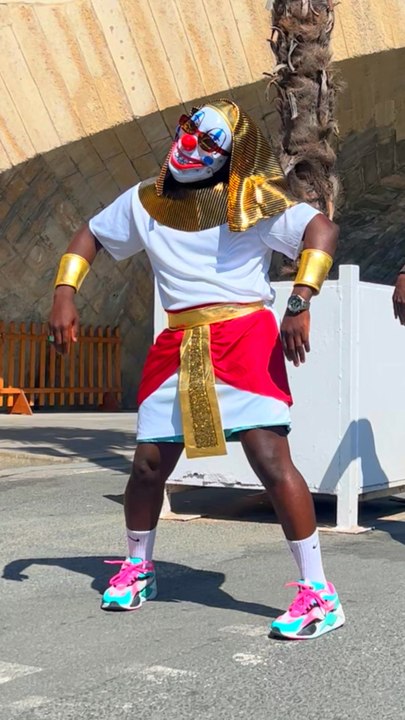 2 Pharaons à Paris 🤣