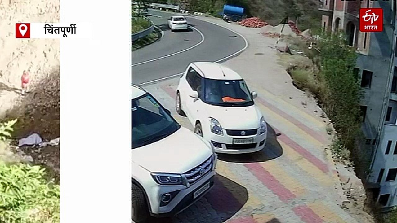 चिंतपूर्णी में दर्दनाक हादसा, खाई में गिरी कार,...