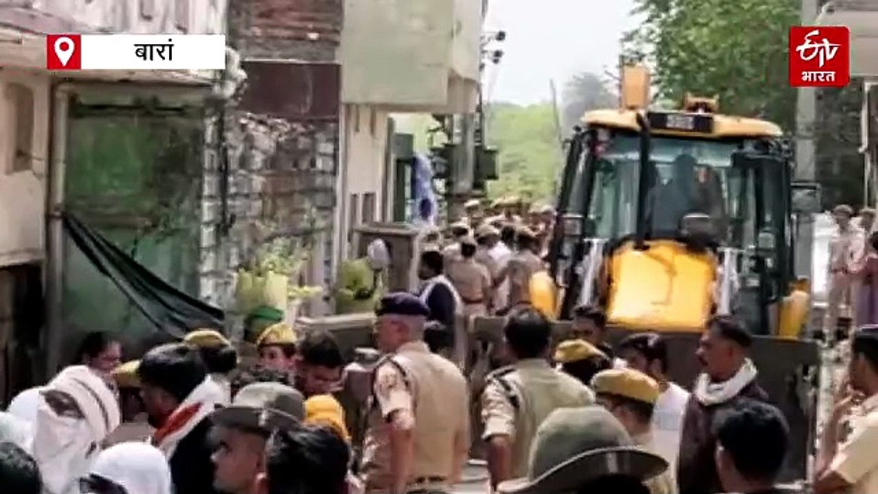 Action Against Crime : व्यापारी से 14 लाख की फिरौती मांगने वाले आरोपी के घर पर चला पुलिस का बुलडोजर