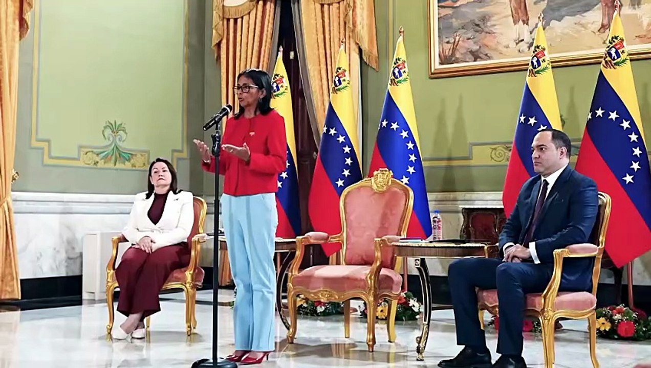 Presidenta (E) Delcy Rodríguez encabeza firma de acuerdos con la Corporación Nacional de Hidrocarburos de Italia (ENI)