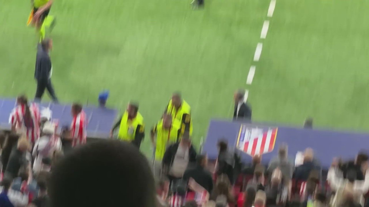 El saludo entre Simeone y Arteta tras el pitido final