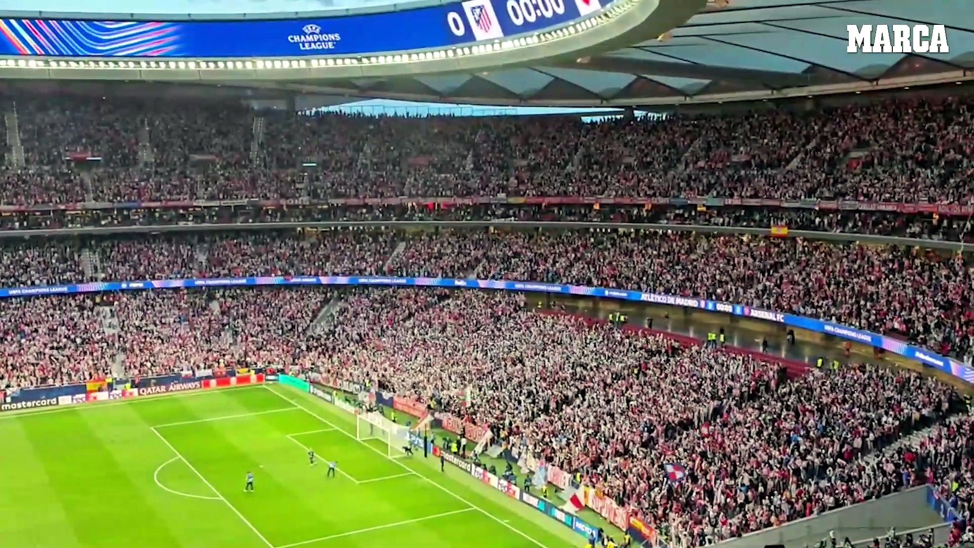 El Atlético resucita el recibimiento a la argentina del papel higiénico que ahora han prohibido