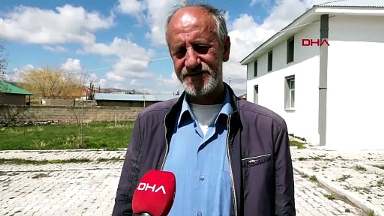 Van'da köpek saldırısında yaralanan çocuk, yaşadıklarını anlattı