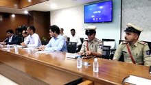 GANDHINAGAR MOBILE RECOVERY RELATED PRESS CONFERENCE BY GUJARAT DGP