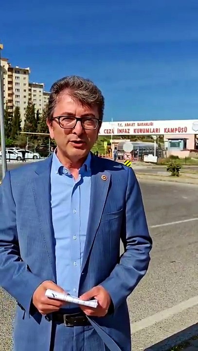 CHP'li Taşkın Aliağa'da tutuklu bulunan Esra Işık ve Ümit Erkol'u ziyaret etti: Hiçbirini yalnız bırakmayacağız