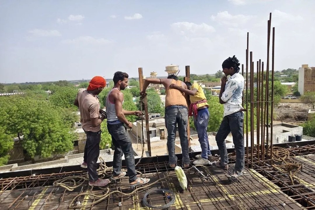 Video:  धूप, धूल और श्रम में गढ़ते जीवन के सपने