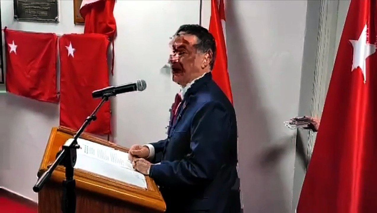 Horacio Cartes da respaldo a Baruja en acto de la ANR