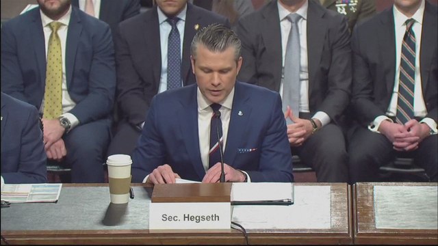 Heckler Erupts in Senate Session, Accusing Hegseth of Being a “War Criminal”