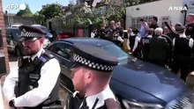 Starmer contestato a Londra dopo l'attacco antisemita