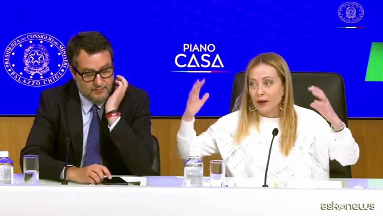 Meloni sbotta: presento il Piano casa e mi chiedete di Minetti