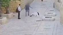 수녀 넘어뜨리고 발길질...이스라엘서 또 '기독교 혐오' 파장 [앵커리포트] / YTN