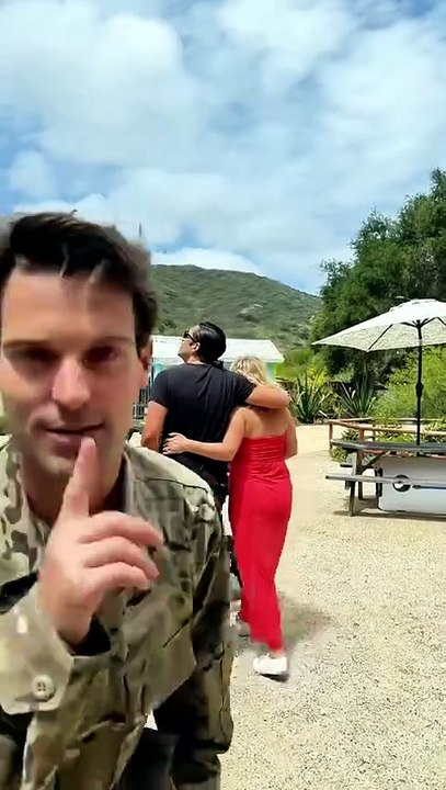 Soldier surprises wife after retorning home from deployment ❤️👀😱🤫
